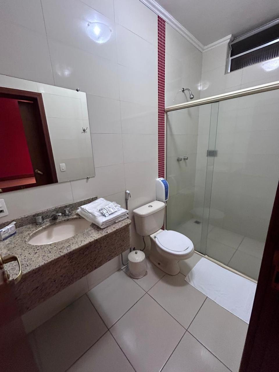 Alpha Motel Ампаро Екстериор снимка